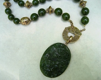 Vintage Amy Kahn Russell Pendant Necklace Asian Carved Green Gemstone Bronze