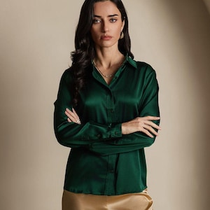 Women's Silk Blouse | Elegant Office Wear | Formal Top | Silk Shirt | Emerald Green Silk Shirt | Silk Top | Business Wear | Classic Shirt