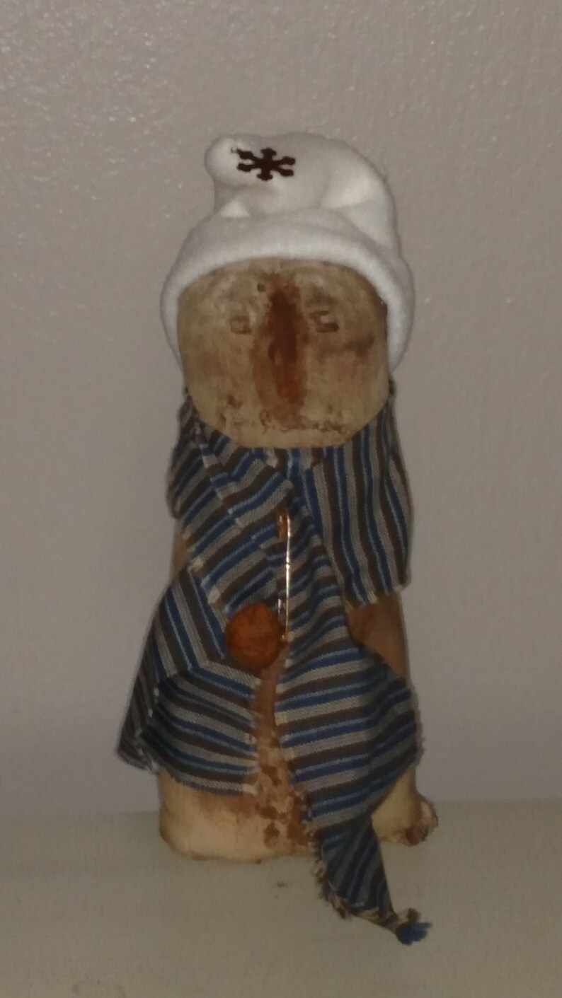 Primitive handmade 7 snowman stump doll andor 11 sled