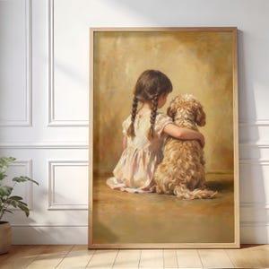 Puede incluir: Pintura enmarcada que representa a una niña con trenzas abrazando a un perro esponjoso de color marrón claro. La niña lleva un vestido rosa claro. La obra de arte tiene una paleta de colores cálidos, sepia, creando una estética vintage.