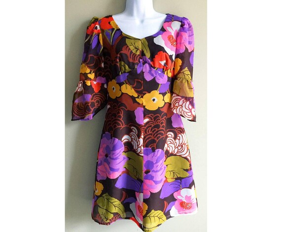 Vintage 60s bell sleeve dress floral mini dress ps