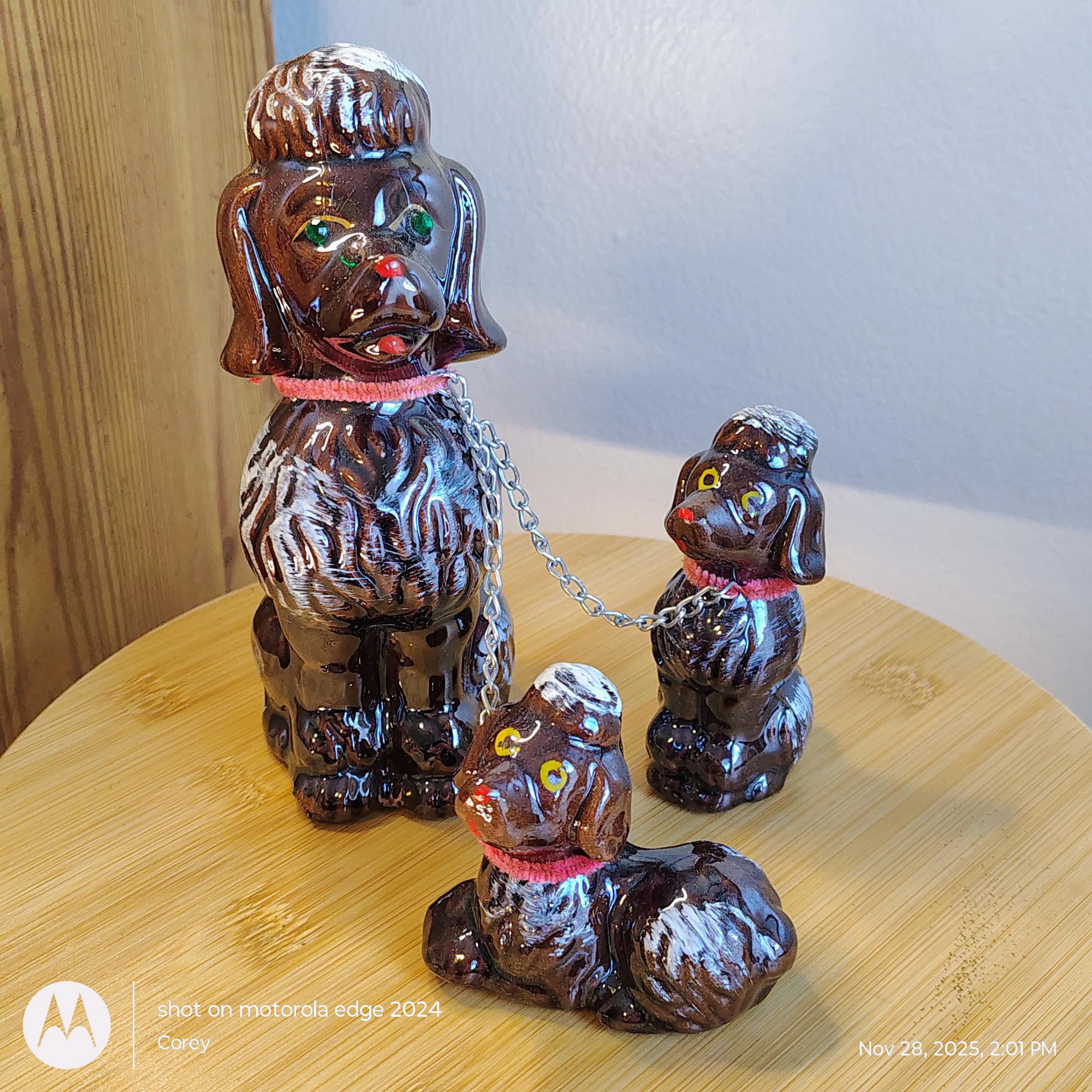 Vintage Japan Chain Family Figurines - Etsy
