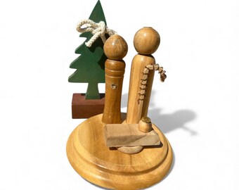 Handmade Wooden Nativity Scene: Minimalist Rustic Christmas Decor