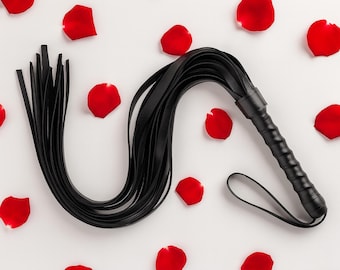 Romantic Faux Leather Flogger – Elegant Whip for Couples, Sensual Gift in Black, Red, Pink or White