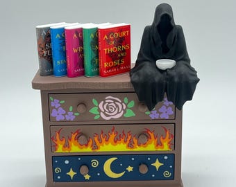 Miniatura del tocador de Feyre, inspirada en ACOTAR - Una Corte de Rosas y Espinas.