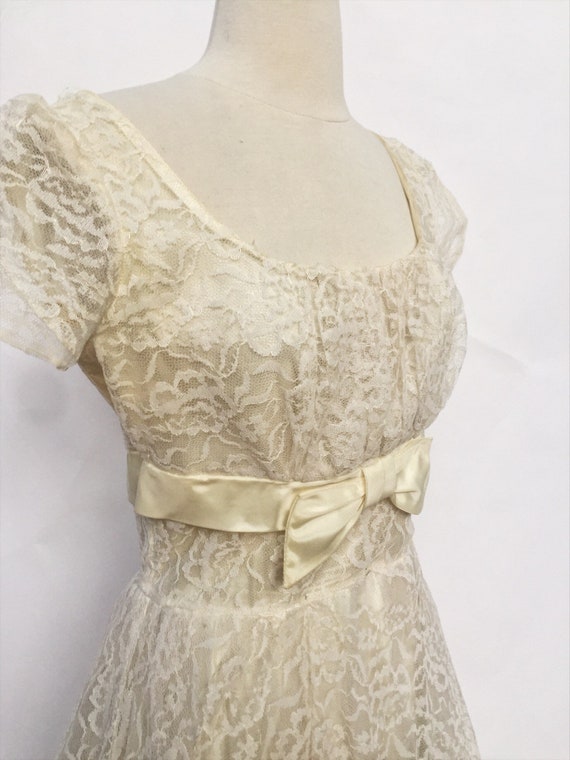 Vintage 50s ivory lace wedding dress - 1950s floo… - image 2