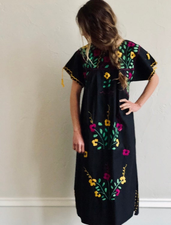 Vintage 70's hand embroidered Mexican Puebla maxi… - image 6