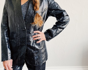 Vintage 80s dramatic faux black snake skin suit – 1980s oversized reptile print blazer and pants-medium/large