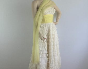 Vintage 1950s Harry Keiser shelfbust strapless party dress- 50s yellow and white prom - wedding- cocktail dress - small