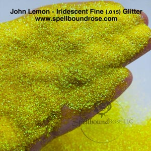 Glitter in poliestere fine iridescente giallo limone (.015) John Lemon Glitter - 2 oz