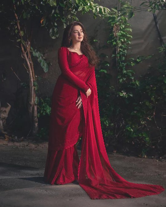 chiffon saree to dress Simple Chiffon Saree Dress Dress Design Chiffon Saree To Dress Old Saree  Dress Designs Kurti