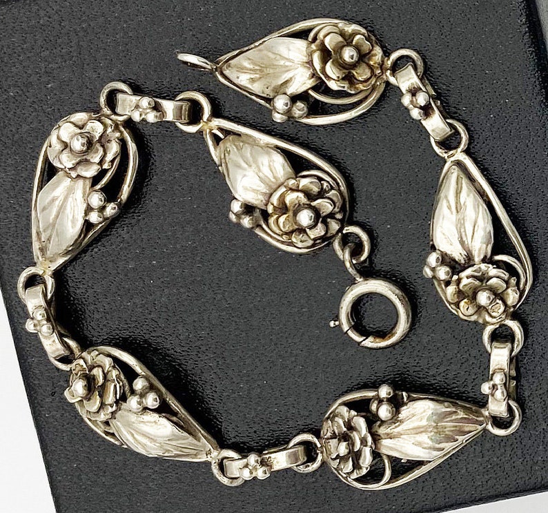 Hobe Sterling Floral Panel Link Bracelet Vintage Signed