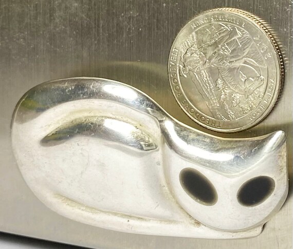 Mexican Cat Brooch  Solid 3 dimensional Sterling … - image 3