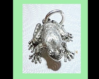 Frog Charm Silver, 3  dimensional  vintage