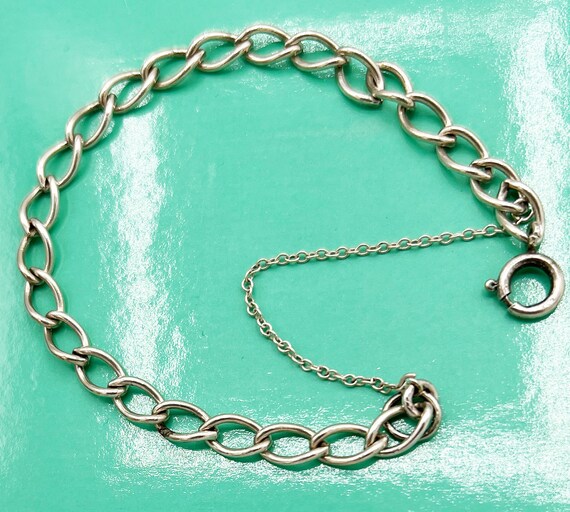 Sterling Silver single loop Charm Bracelet Vintag… - image 8