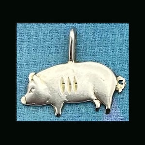 Little Piggy Sterling Silver Charm for Bracelet.
