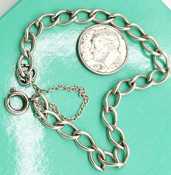 Sterling Silver single loop Charm Bracelet Vintag… - image 3