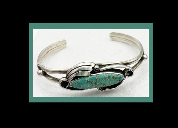 Best Wave Spiderweb Turquois Einlay Vintage Native American Navajo Sterling Silver Bracelet Best Wave Spiderweb Turquois Einlay Vintage Native American Navajo Sterling Silver Bracelet