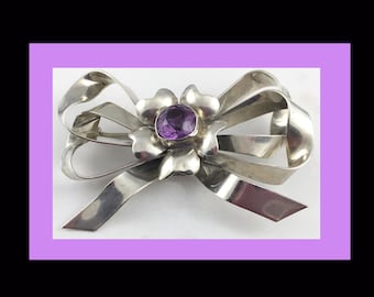 HOBE Classic Sterling Ribbon &  Bow Brooch Vintage  - Amethyst Glass Accent - Signed