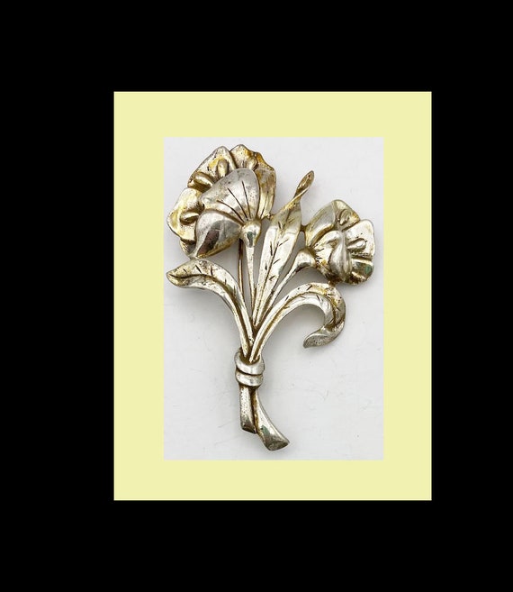 Early Danecraft Cast Sterling Silver Floral Brooch