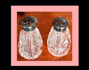 Pair Pressed Glass Antique Salt & Pepper Shakers.
