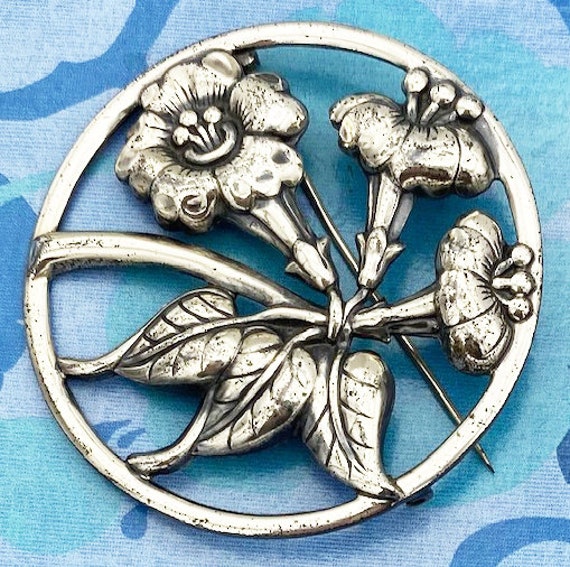 Danecraft Vintage Circle Floral Brooch Signed. RE… - image 2