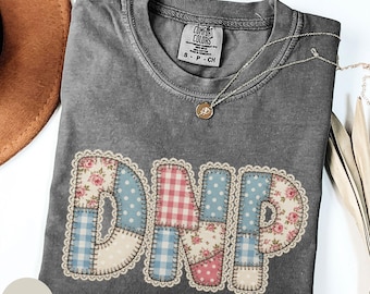 Camiseta Comfort Colors DNP para Enfermeiras, Apliques Vintage em Patchwork, Presente para Doutora em Enfermagem