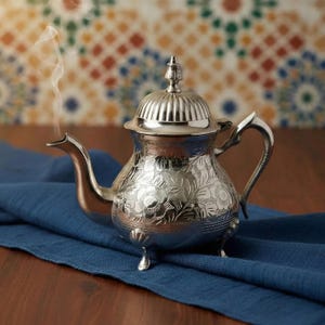 Théière en laiton pur - Théière indienne en argent pour cadeau de tea party, capacité de 2 à 3 verres