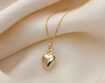 9ct Gold Heart Charm Necklace