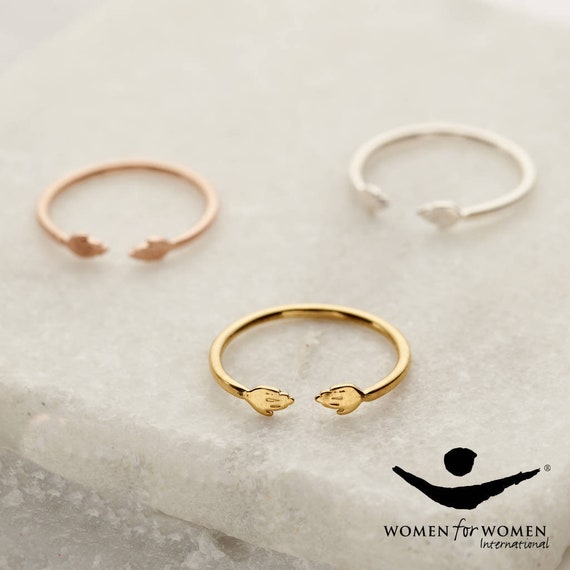 Share a hug ring hotsell