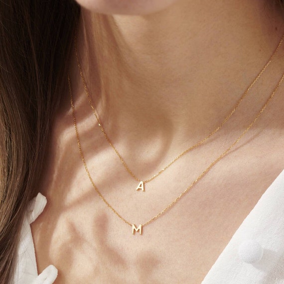 9ct gold inital necklace 9ct gold inital necklace