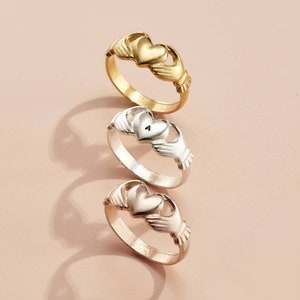 Personalised Claddagh Heart Signet Ring