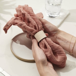 Personalisierte Hand gestempelt Naturleder Serviettenring