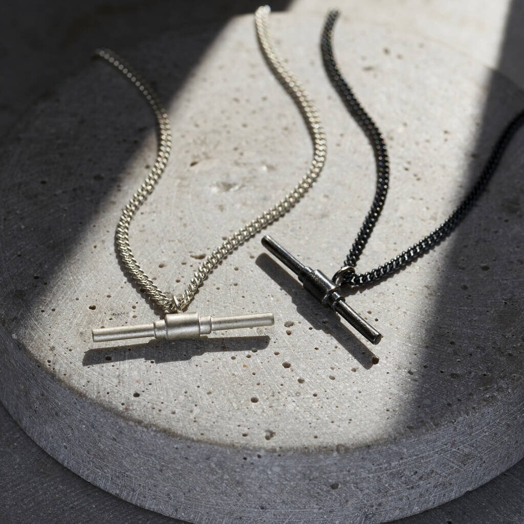 Mens t bar necklace deals