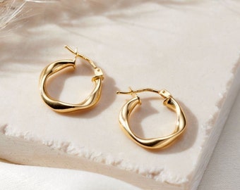 9ct Gold Organic Hoop Earrings | Twisted Hoop Earrings | Birthday gift | 9ct gold earrings | Jewellery for her