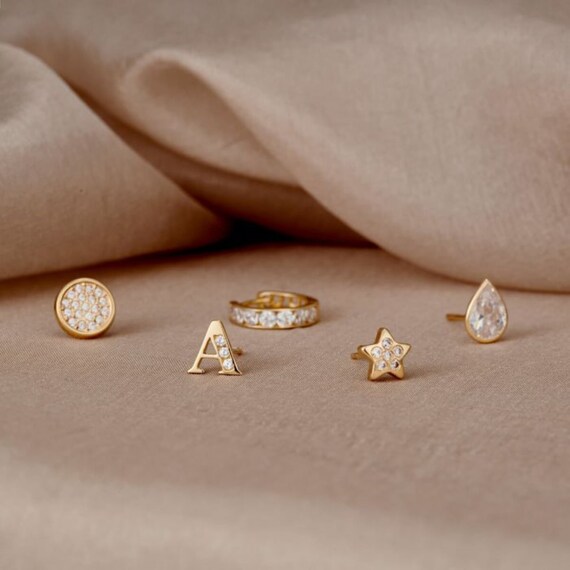 9ct gold initial earrings clearance