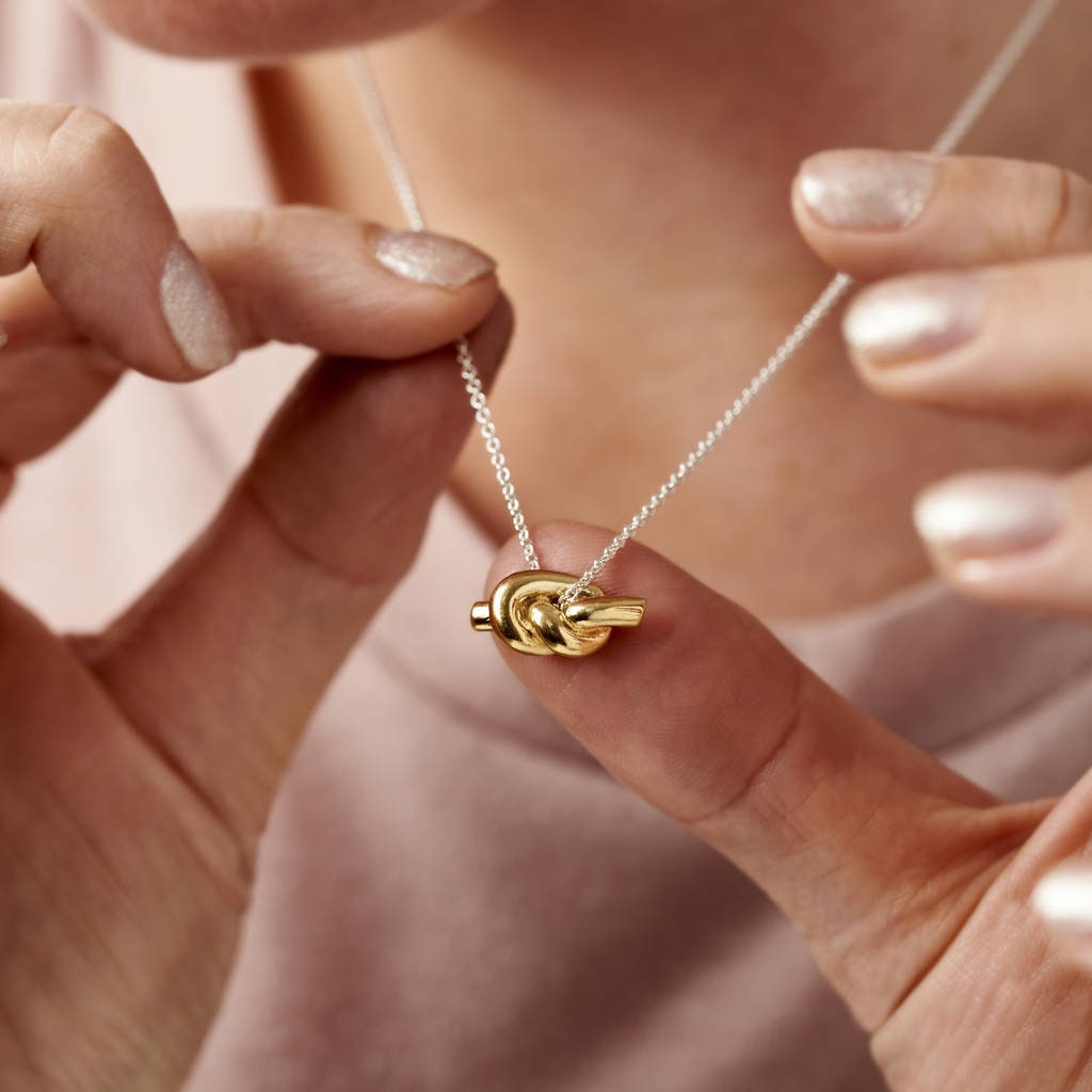Silver Knot Necklace - Etsy