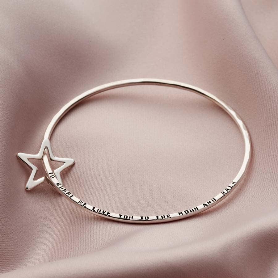 パーソナライズされたスターリングシルバーのスターバングル 