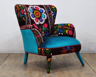 Suzani Armchair - burgundy sky I