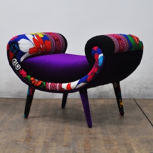 Pouf sonriente - amor morado