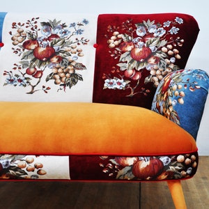 Gobelin Sofa honey bee image 5