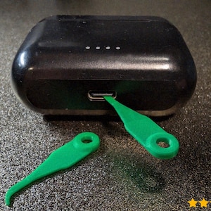 SMARTPHONE Charge Port Cleaner 3D-FILE, Lint Removal Tool -BLENDER Modeling, BambuLab Print Optimized-Limited Edition, Only Few Left.