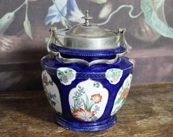 美しい品質のアンティークビクトリア朝のカールトンウェアビスケット