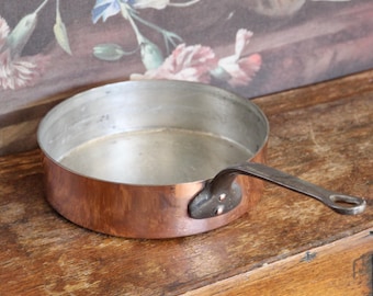 Vintage French SERIE SPECIALE VILLEDIEU heavy 1.9mm 24cm copper saute pan by Atelier du Cuivre