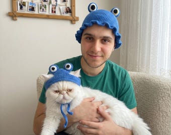 Custom Crochet Frog Hat with Ruffled Brim, Funny Handmade Bucket Hat, Cute Animal Beanie for Women and Men, Personalized Hat, Pet Lover Gift