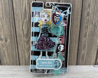 Monster High Lagoona Blue Skull Shores Fashion Pack Mattel Y0399 New