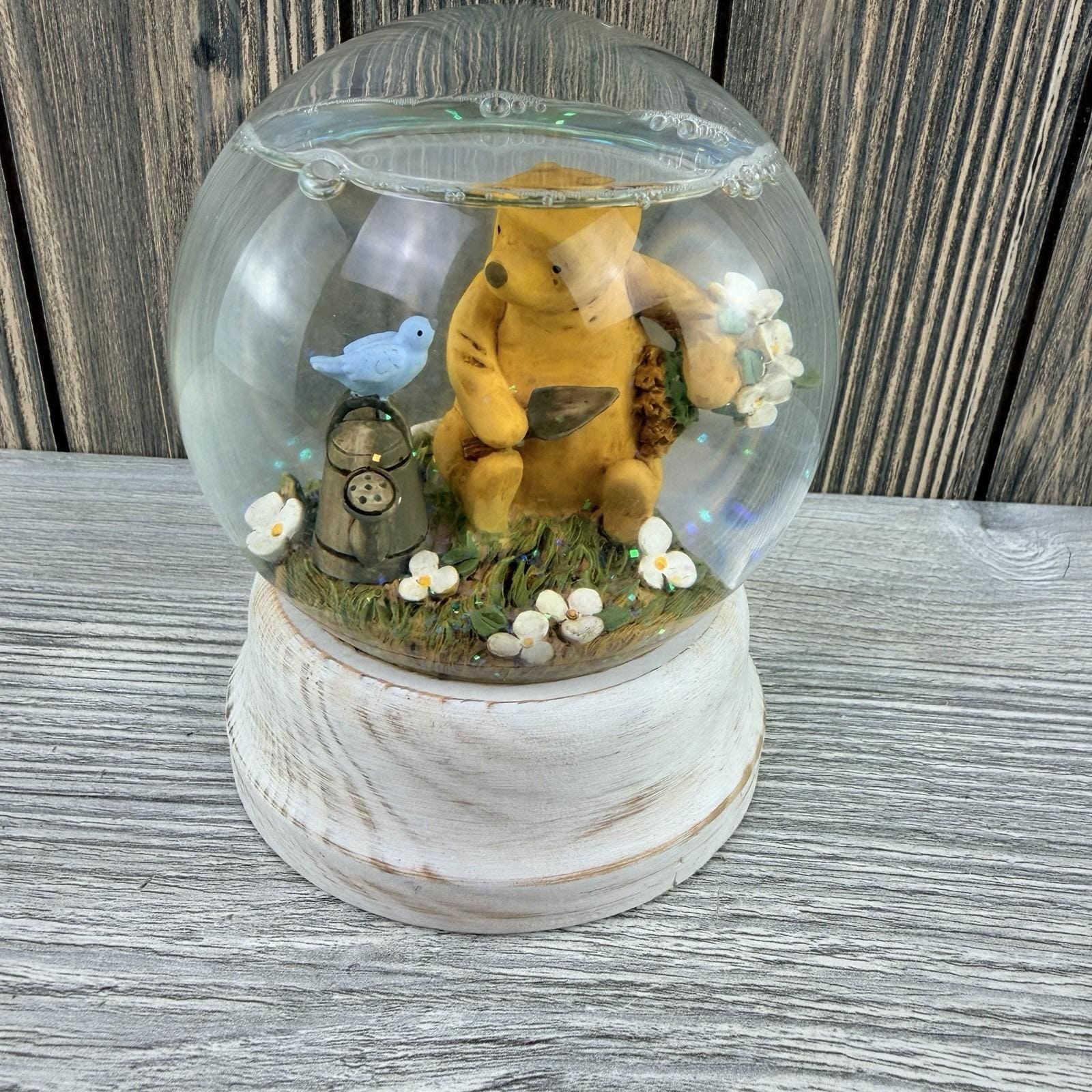 Vintage Winnie the Pooh Snow Globe - Etsy