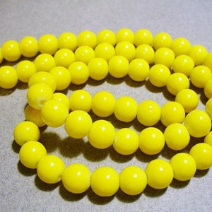 Glass Beads Yellow Round 8MM image 1