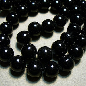 Glass Beads Black Round 10mm