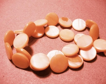 Mother of Pearl Apricot  Coin 14mm